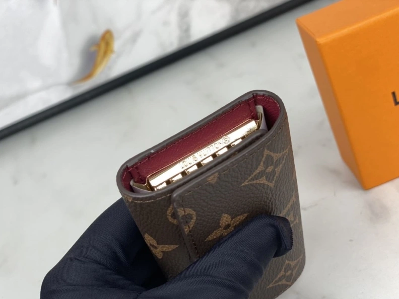 LX Wallets EyeCatching 9869