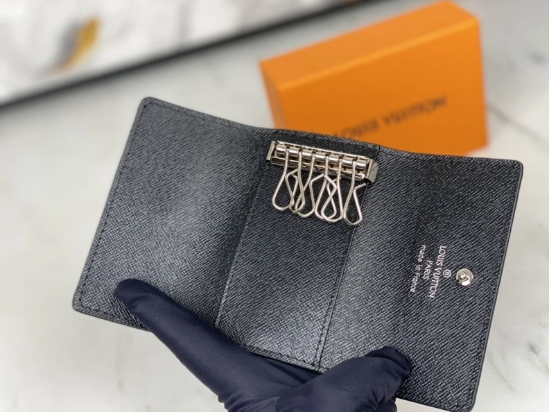 LX Wallets EyeCatching 9850