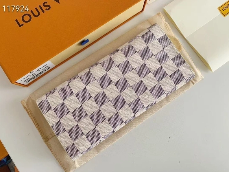 Fashionable LX Wallets 9868