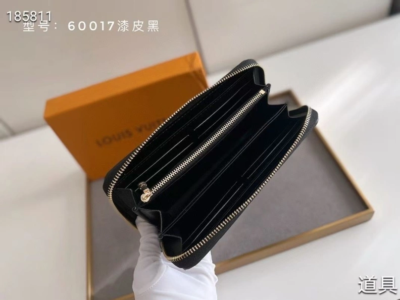 Efficient LX Wallets 9841