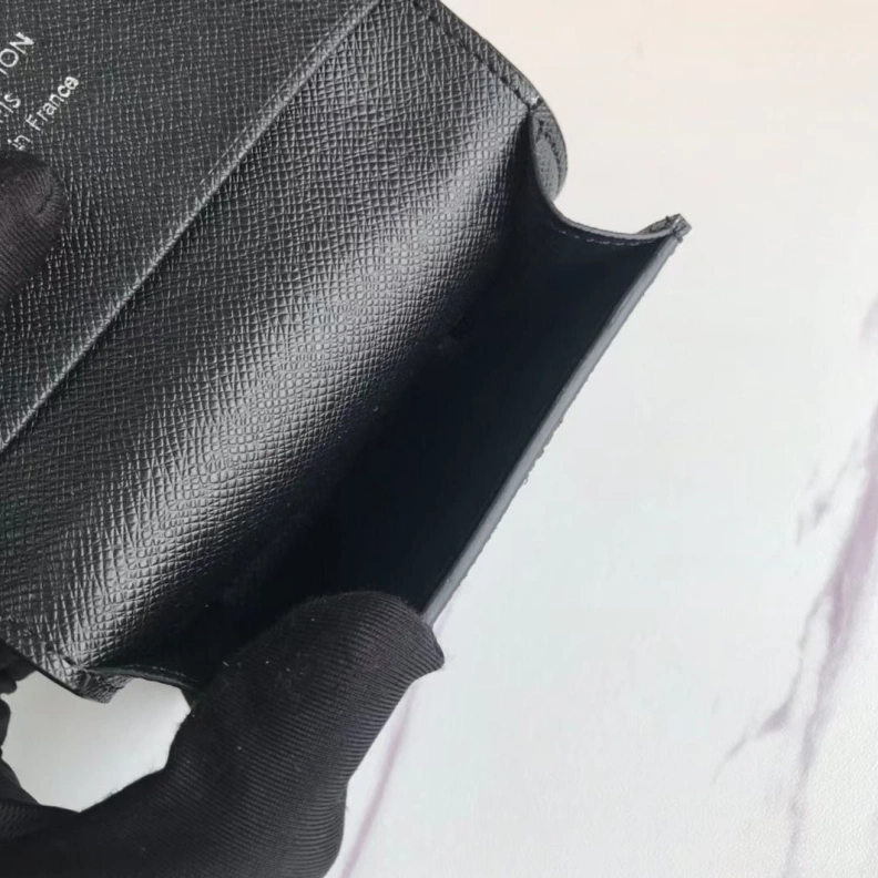 Compact LX Wallets 9820