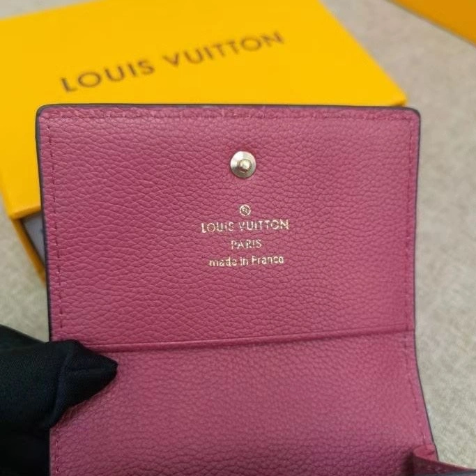 Comfortable LX Wallets 9817