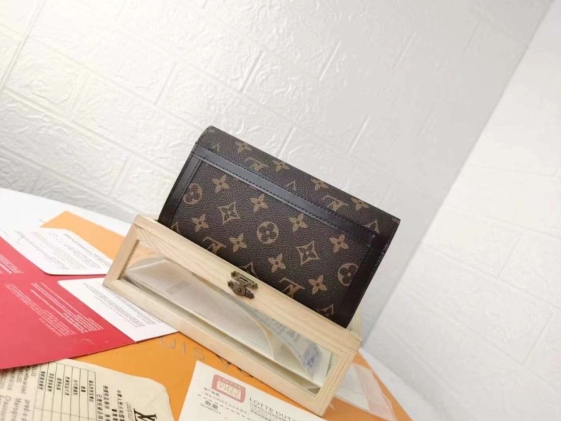 Lightweight LX Wallets 6693