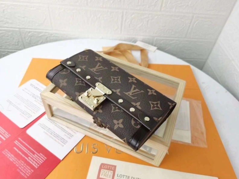 Lightweight LX Wallets 6693