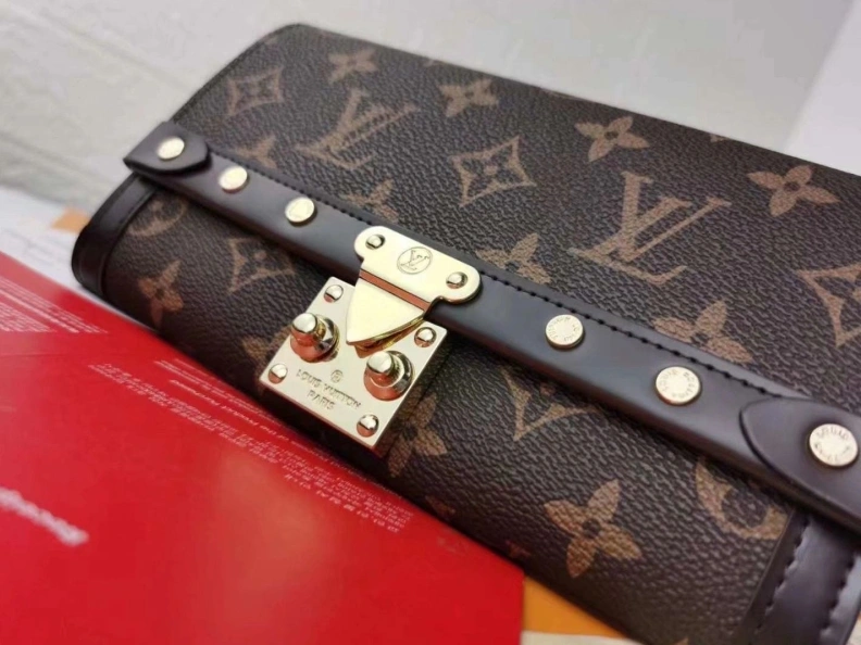 Lightweight LX Wallets 6693