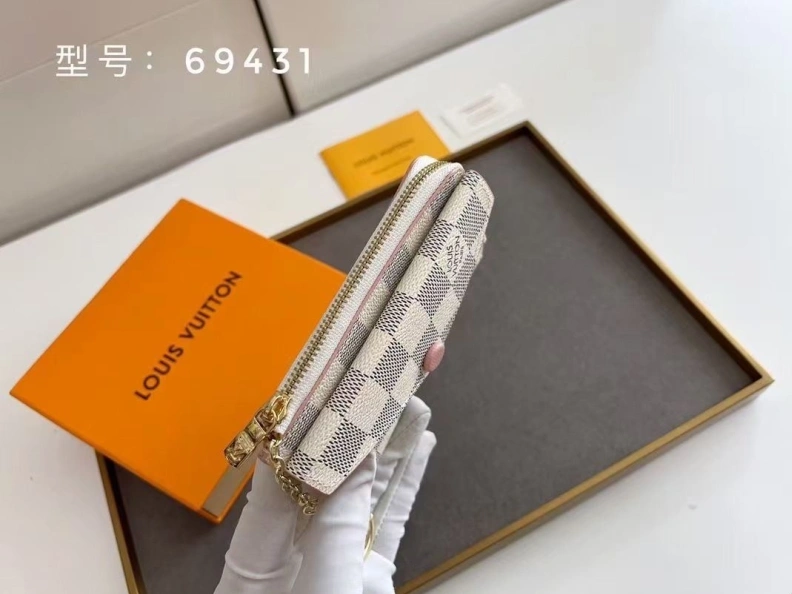 GoAnywhere LX Wallets 9784