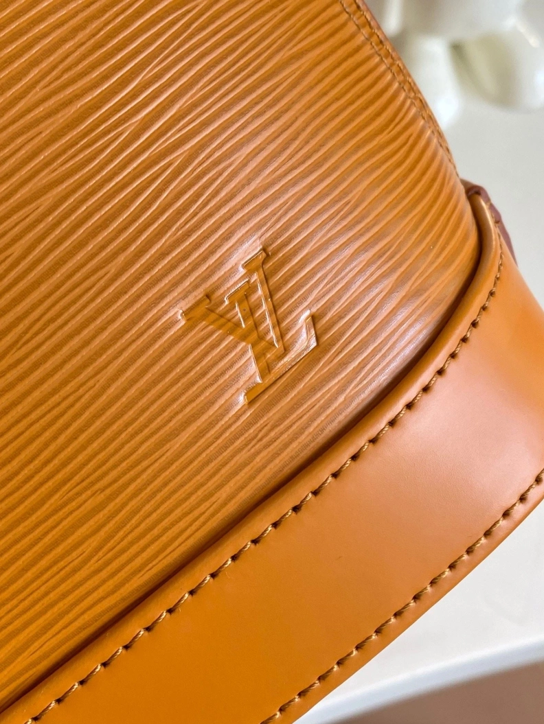 LX Top Handle Bags Classic 10695