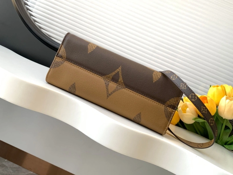 Resilient LX Shopping Bags 11029