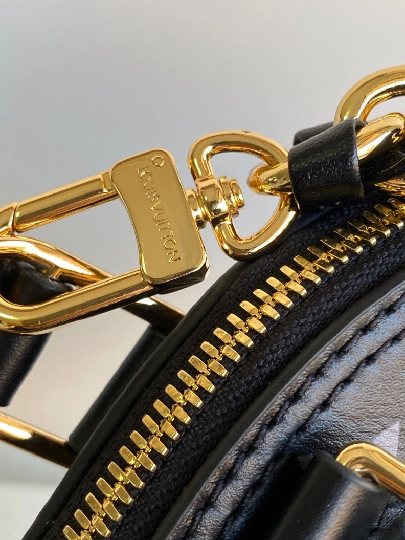 Resilient LX Top Handle Bags 10732