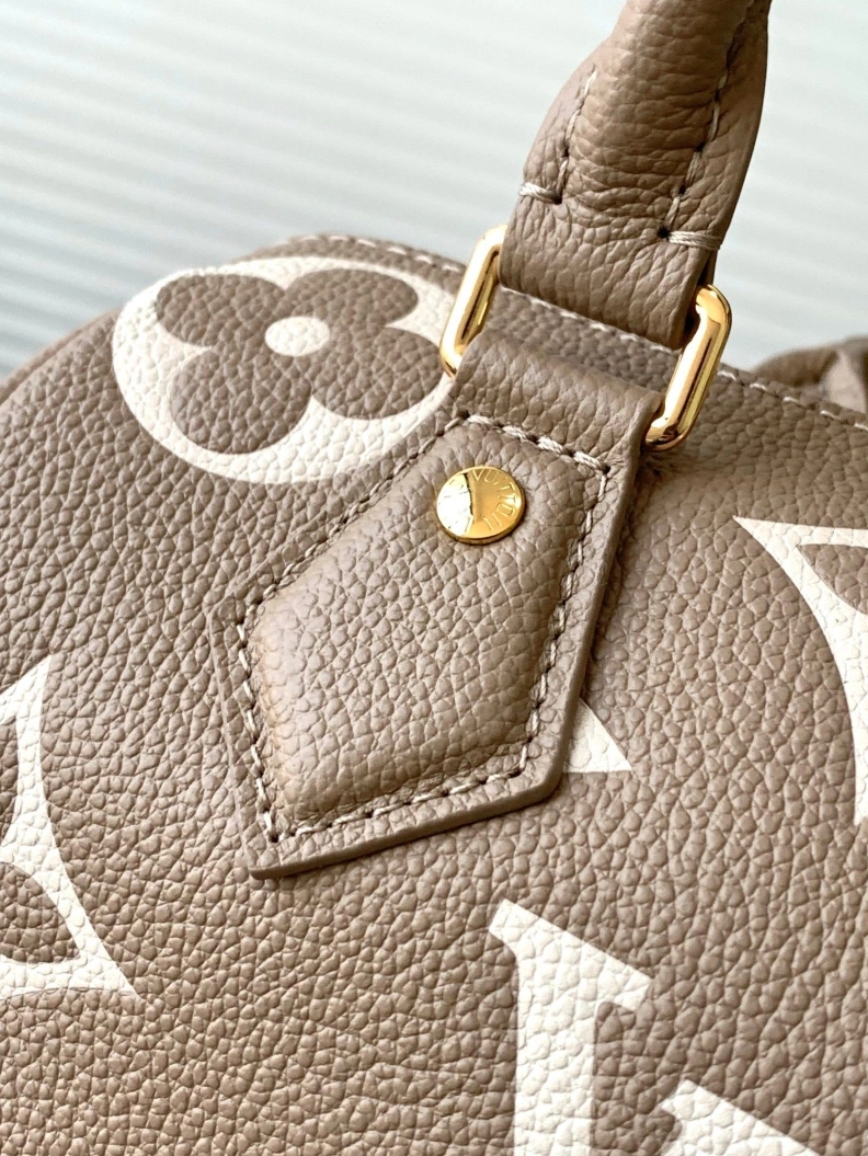 StreetReady LX Speedy Bags 10832