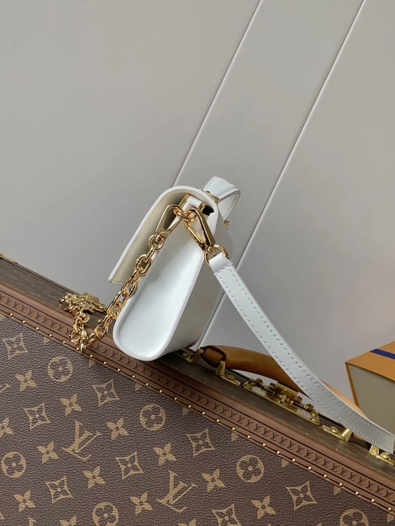 Unique LX Top Handle Bags 10684