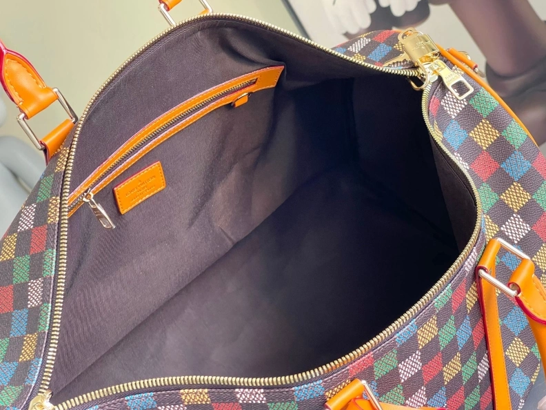 NewStyle LX Travel Bags 10549