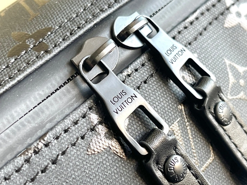 DailyWear LX Travel Bags 10558