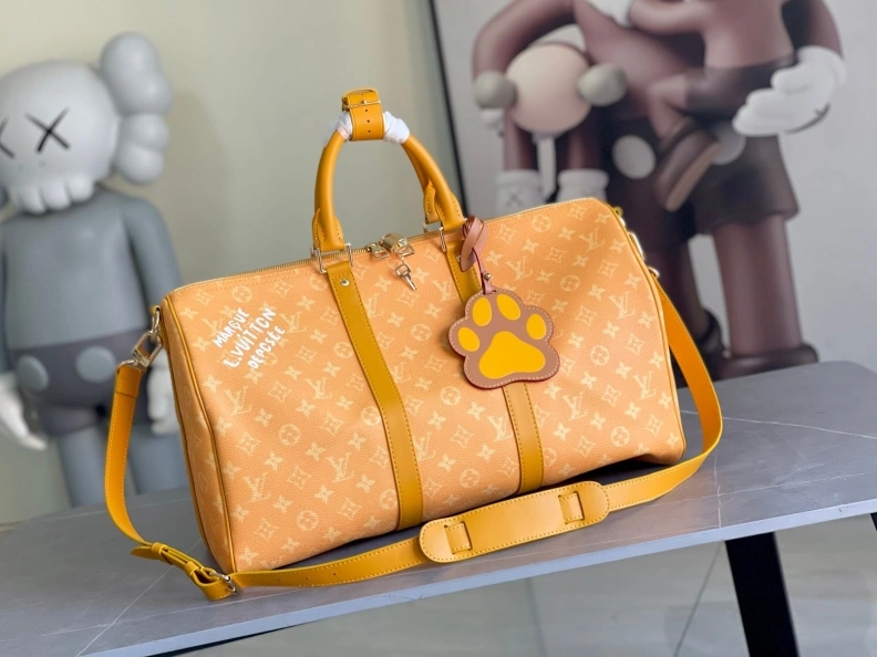 Minimalist LX Travel Bags 10524