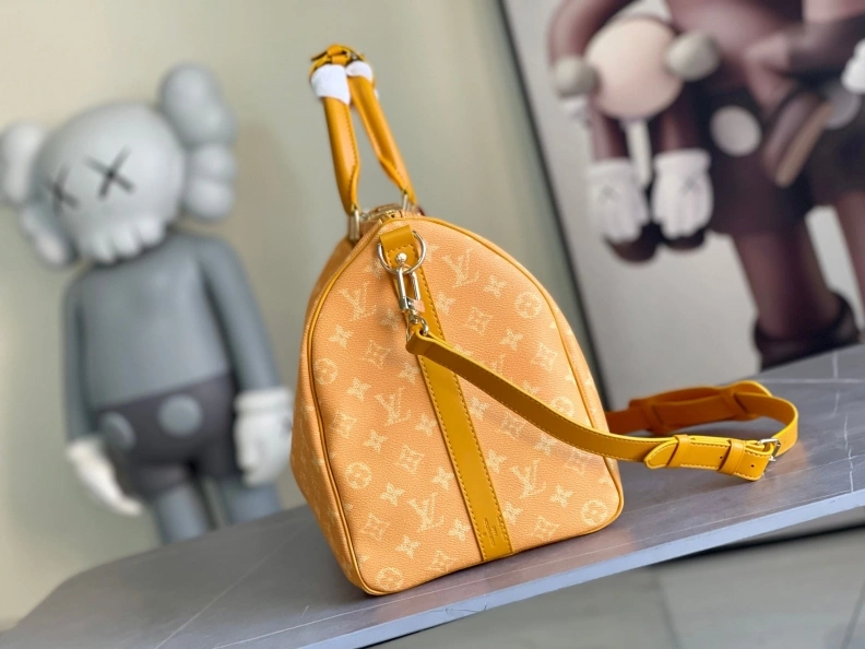 Minimalist LX Travel Bags 10524
