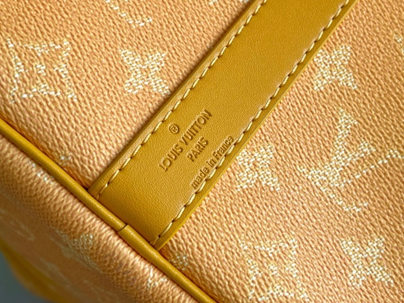 Minimalist LX Travel Bags 10524