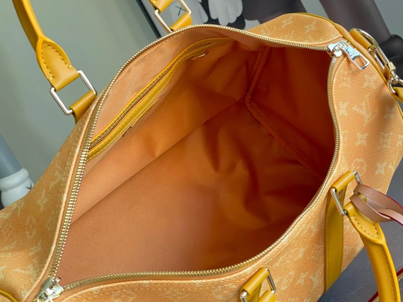 Minimalist LX Travel Bags 10524