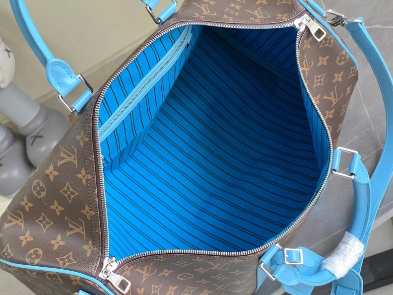 Resilient LX Travel Bags 10502