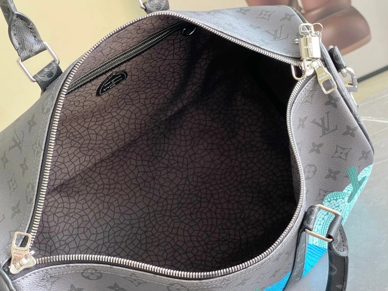 LX Travel Bags Sleek 10512