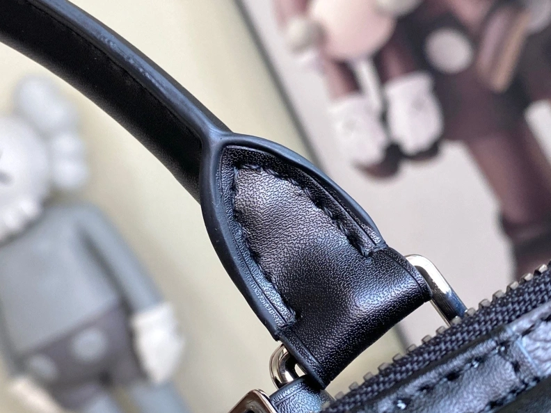 Unique LX Travel Bags 10527