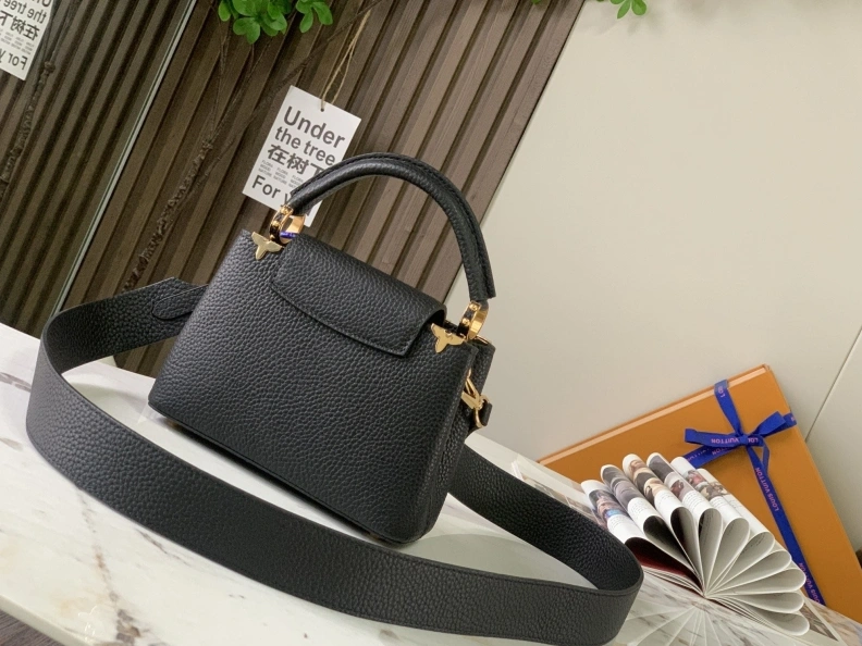 WellDesigned LX Caxucines Bags 11778