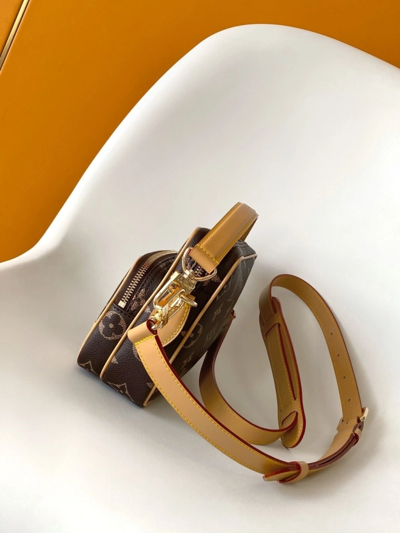 Stylish LX Top Handle Bags 10720
