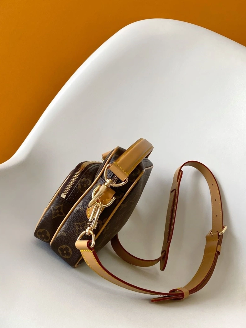 Bright LX Top Handle Bags 10687