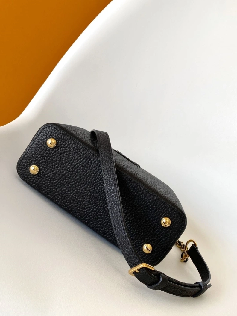WellDesigned LX Caxucines Bags 11739