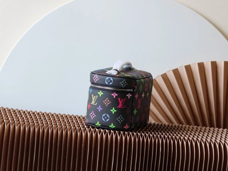 Bold LX Cosmetic Bags 11518