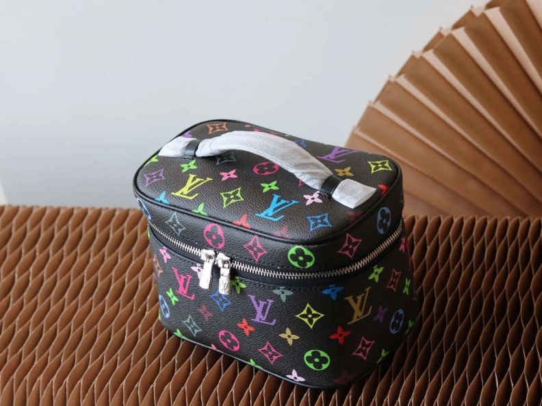 Bold LX Cosmetic Bags 11518