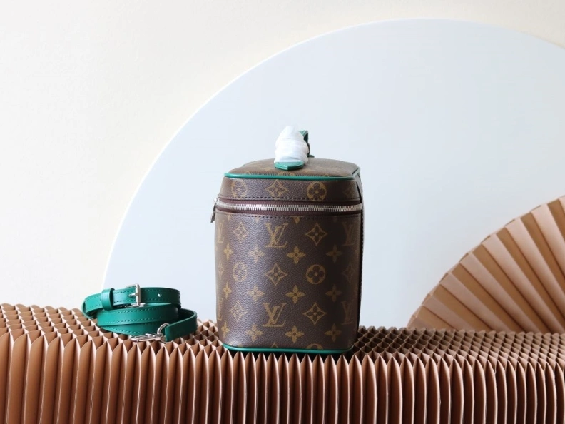 Modern LX Cosmetic Bags 11515