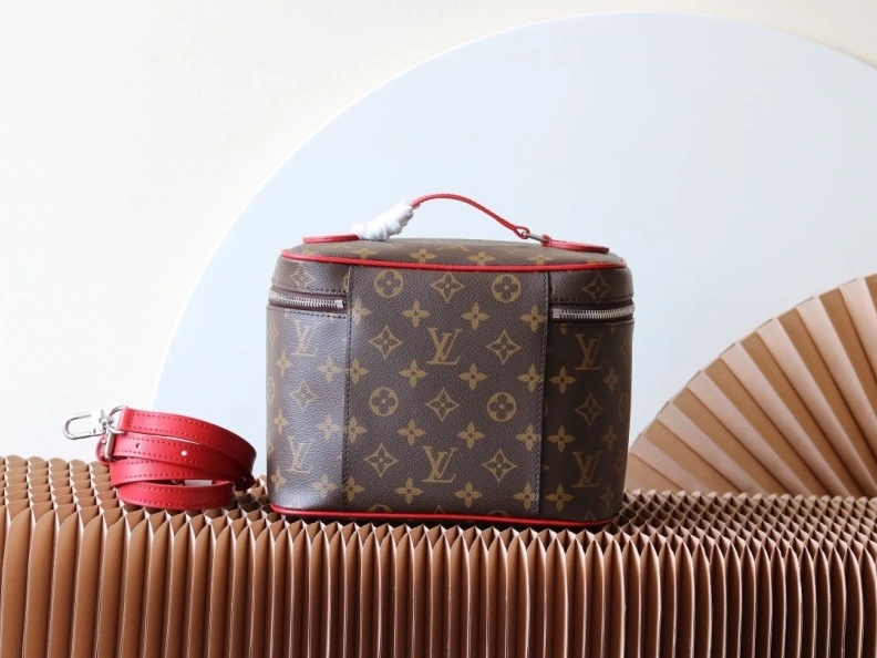 LX Cosmetic Bags SportInspired 11511