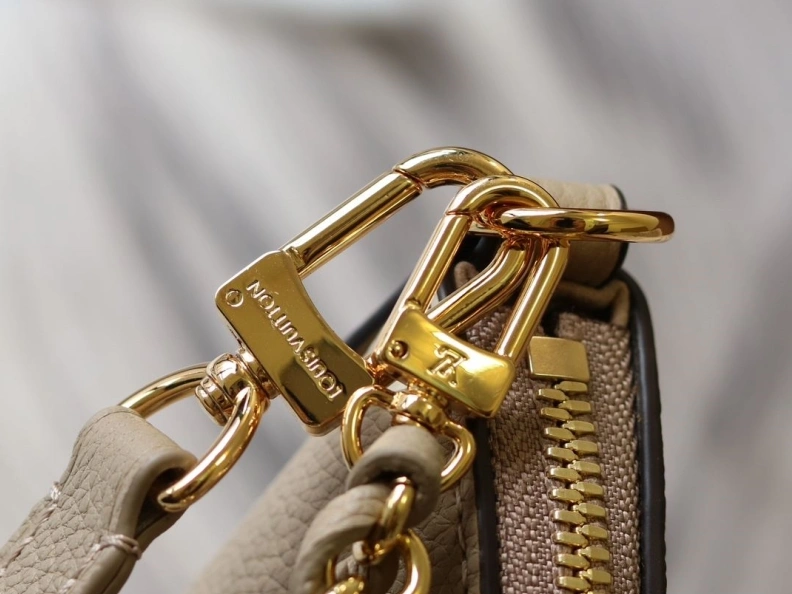 Comfortable LX Satchel Bags 11367