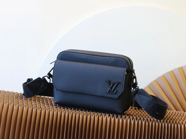 Trendsetting LX Satchel Bags 11349