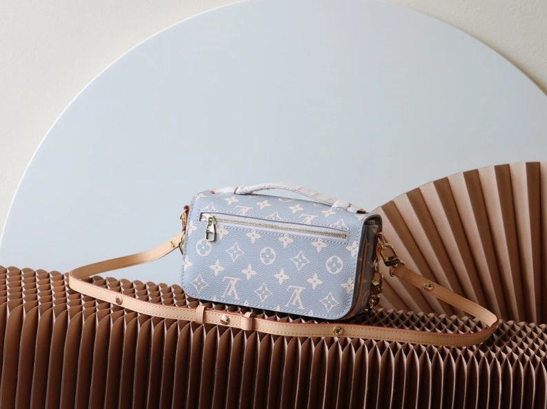Classic LX Satchel Bags 11348