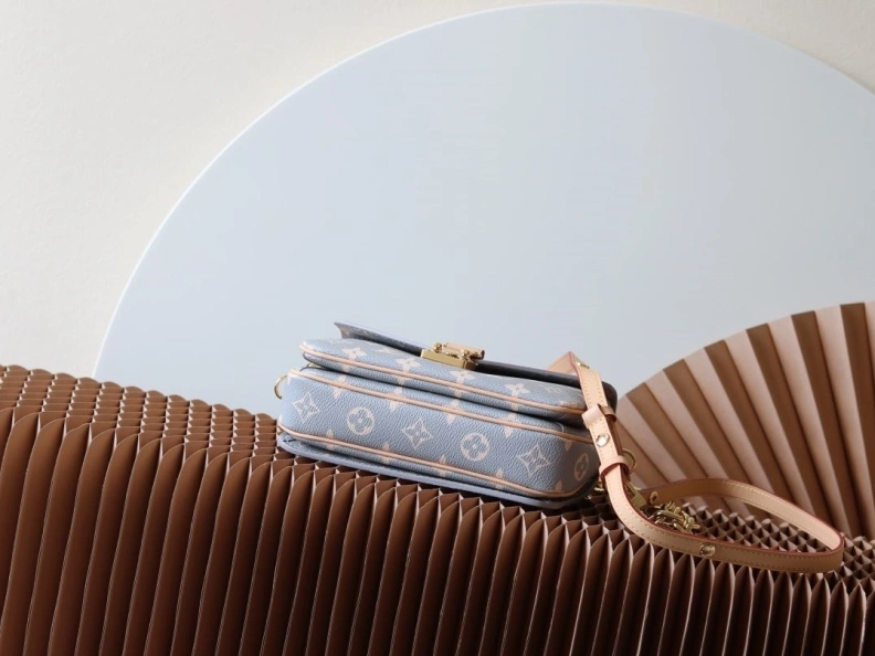 Classic LX Satchel Bags 11348