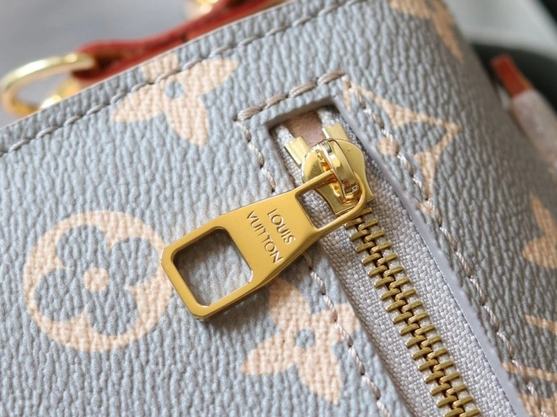 Classic LX Satchel Bags 11348