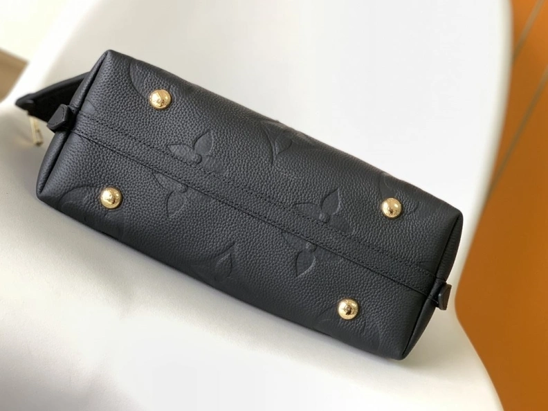 LX Top Handle Bags Functional 10682