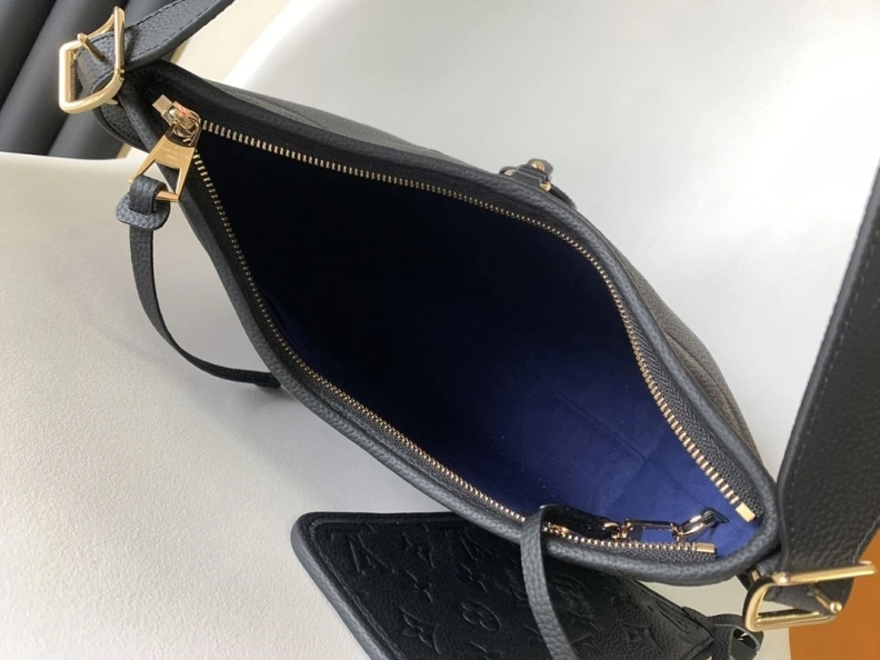 LX Top Handle Bags Functional 10682