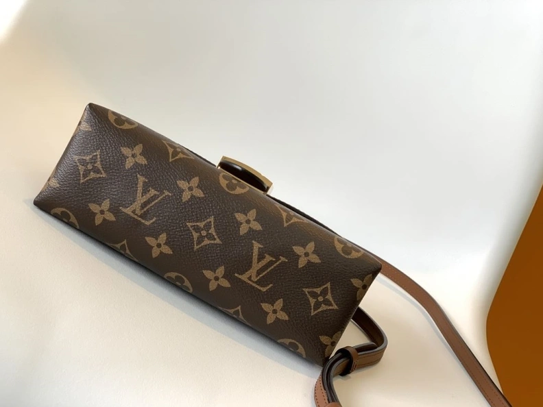 LX Top Handle Bags Bold 10678