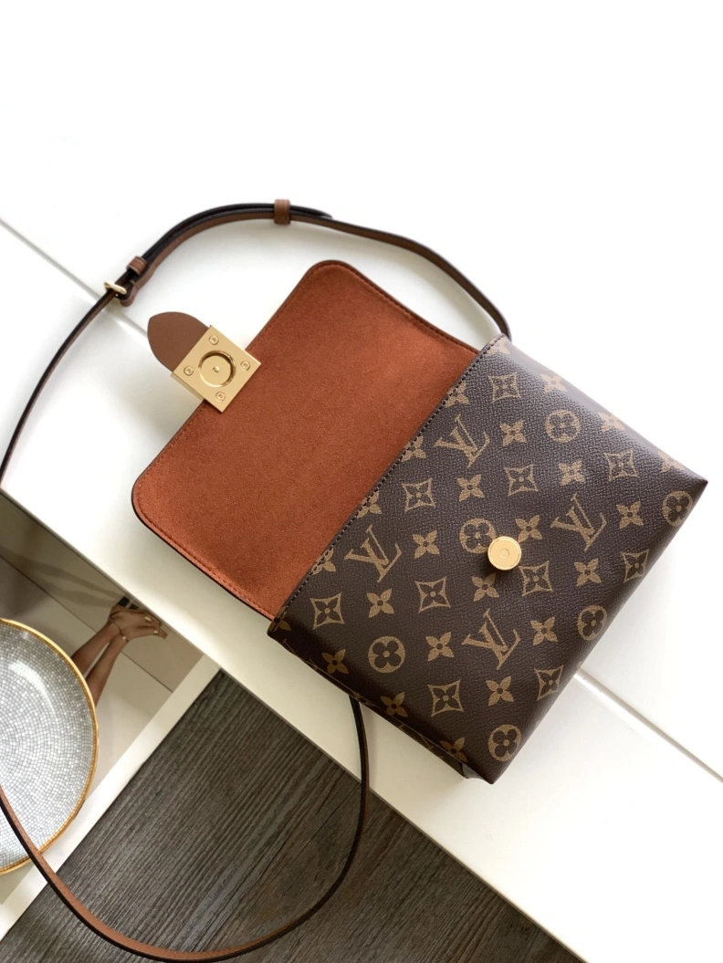 LX Top Handle Bags Bold 10678