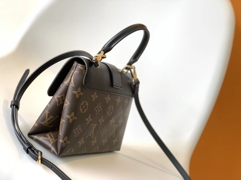 Fashionable LX Top Handle Bags 10670