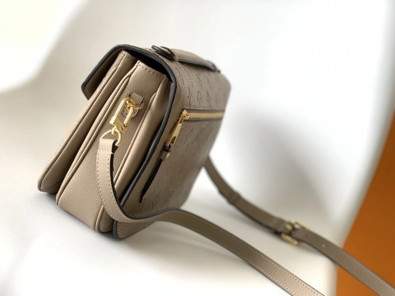Fashionable LX Satchel Bags 11322