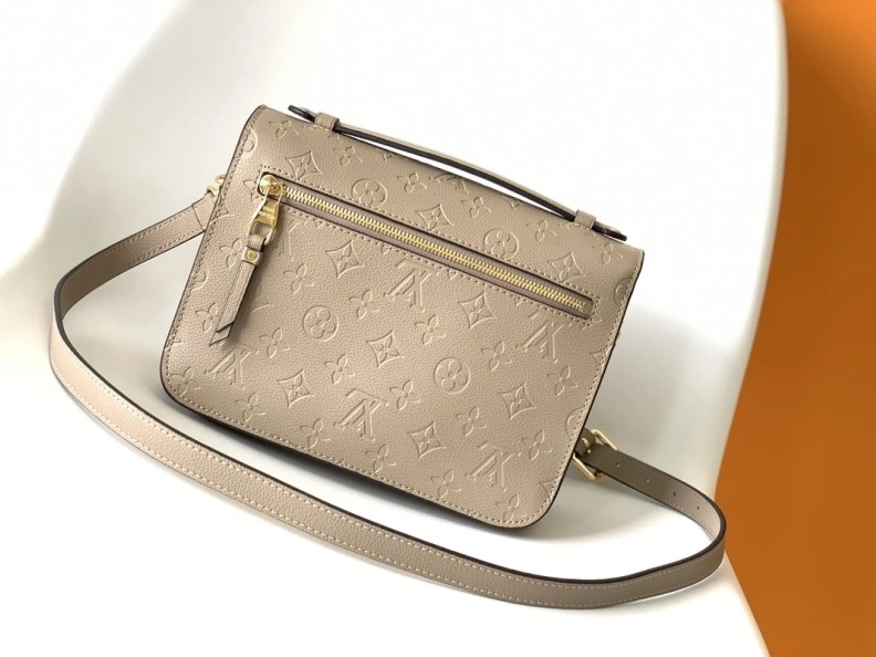 Fashionable LX Satchel Bags 11322