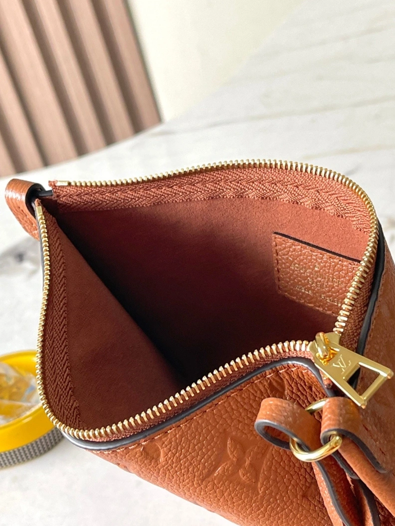NewStyle LX Top Handle Bags 10671