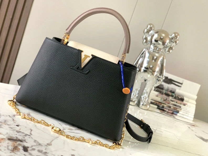 Versatile LX Caxucines Bags 11720
