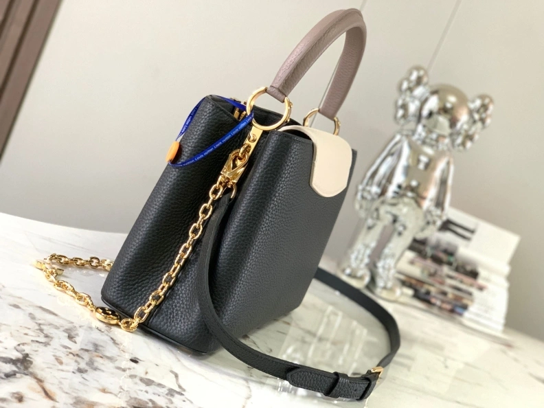 Versatile LX Caxucines Bags 11720