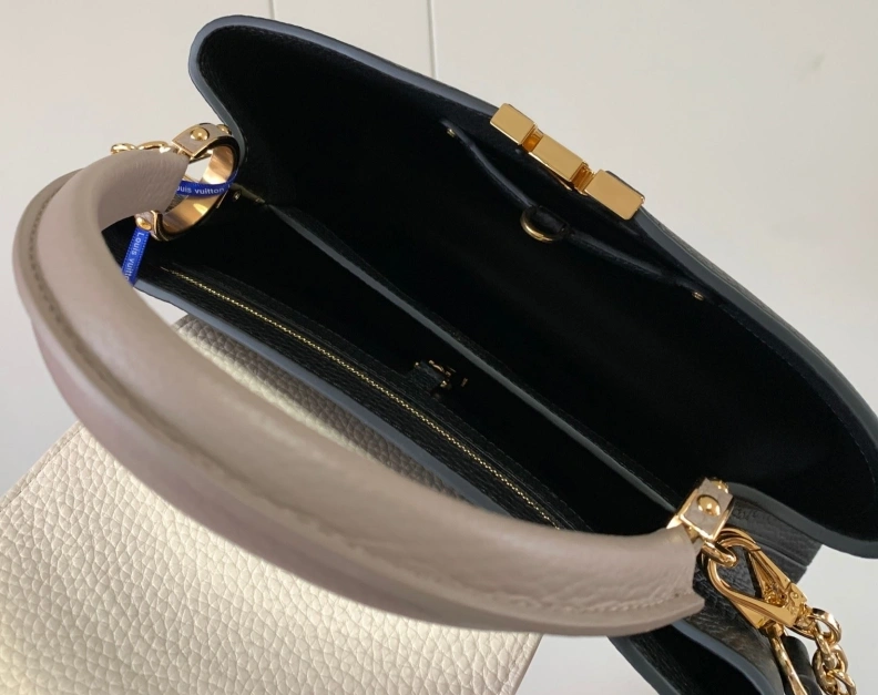 Versatile LX Caxucines Bags 11720