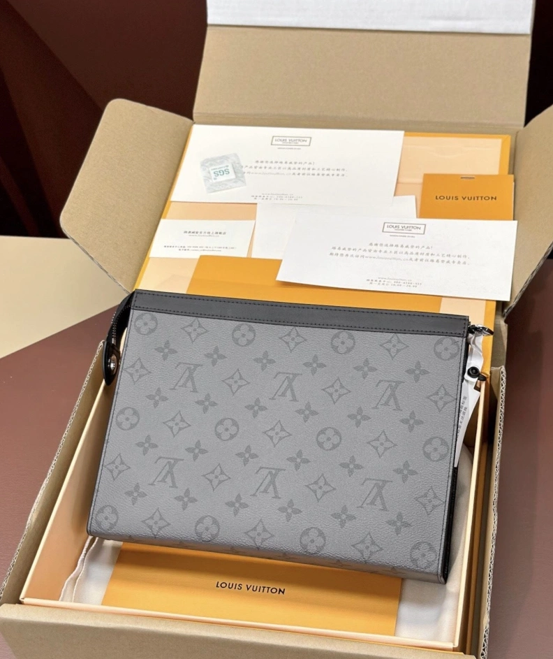 Refined LX Clutch Bags 11570