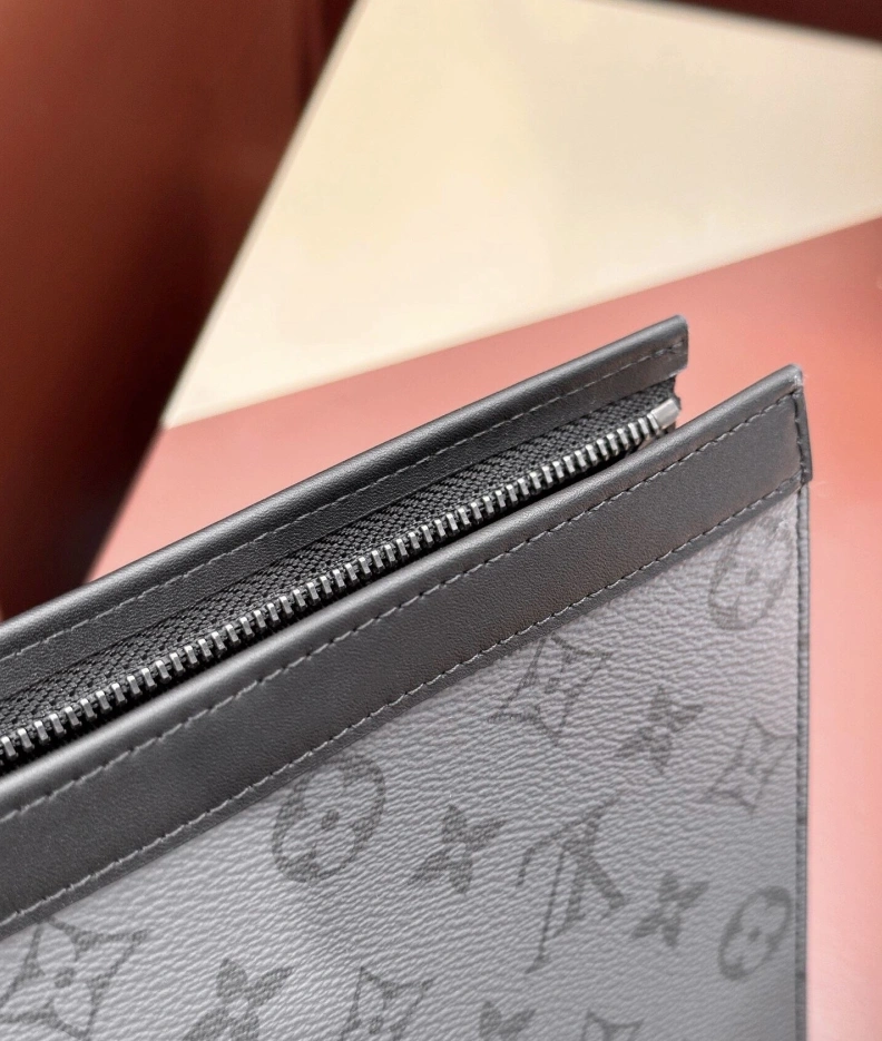 Refined LX Clutch Bags 11570
